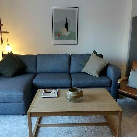 Stylish City-Centre Apartment With Balcony Liverpool Ngoại thất bức ảnh
